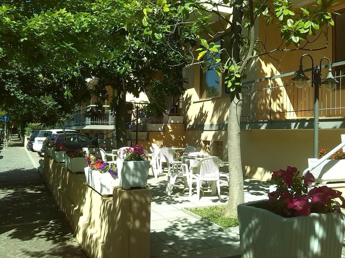 K2 Hotel Каттолика Экстерьер фото