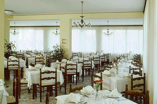 K2 Hotel Каттолика Экстерьер фото